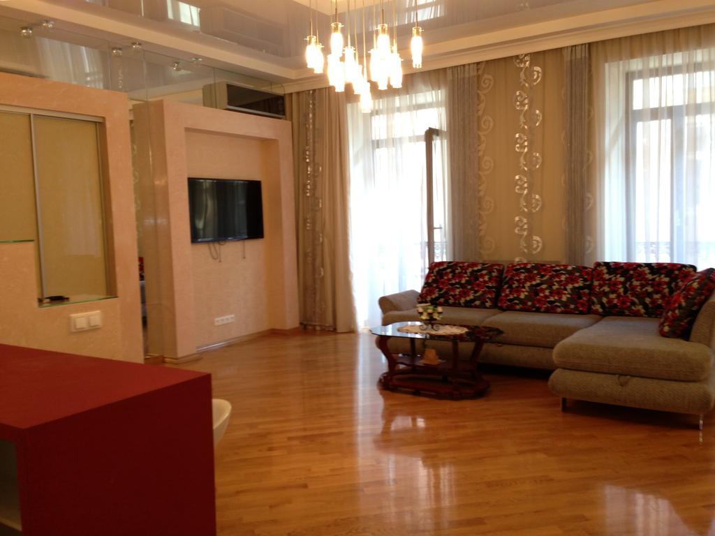 Virmenska Apartment Lviv Bagian luar foto